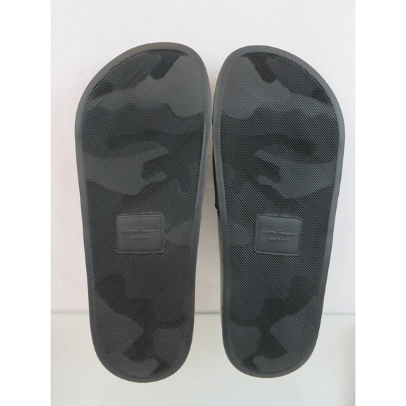 NIB FERRAGAMO GROOVY 11 BLACK RUBBER SILVER GANCINI BIT LOGO SANDALS SLIDES 10 M - Picture 11 of 13